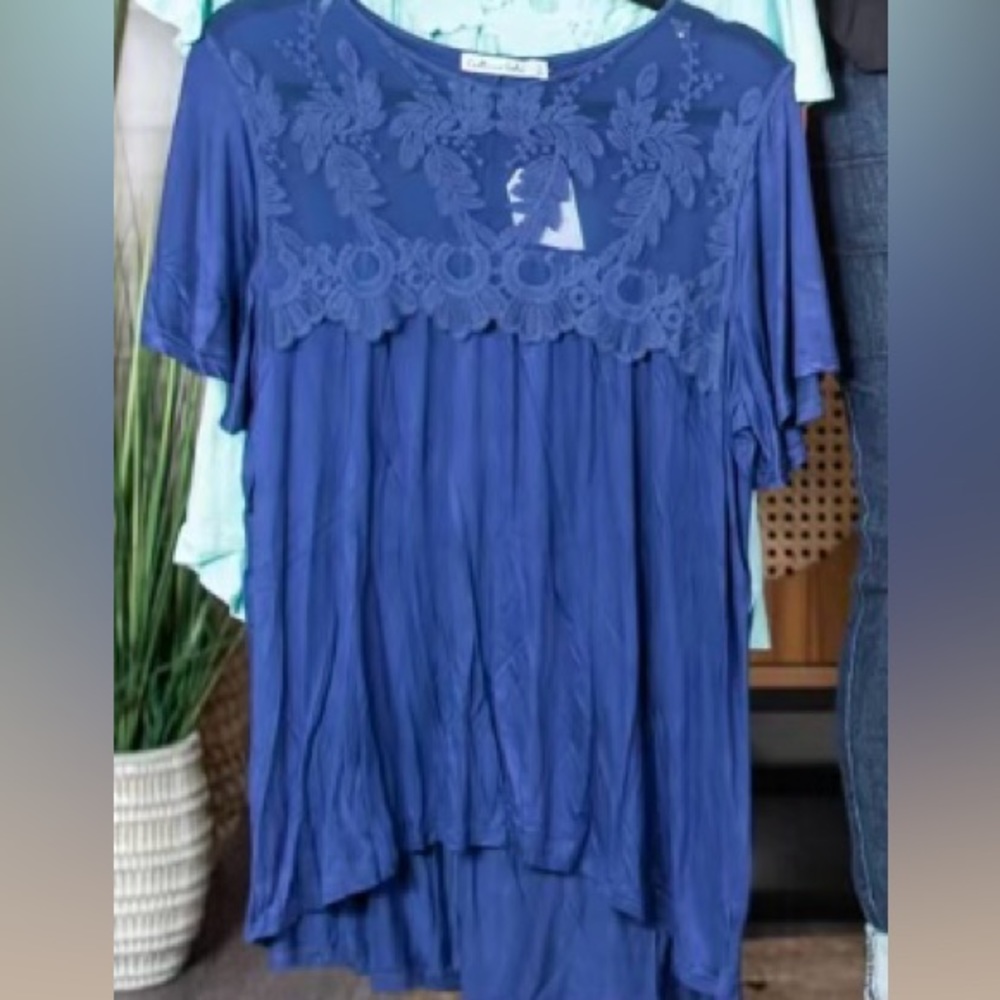 Culture Code Lacey Relaxed Fit Shirt